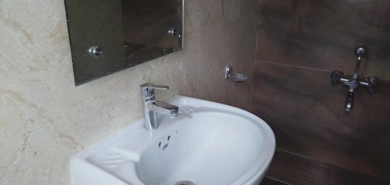 Hotel White House Pune Dış mekan fotoğraf