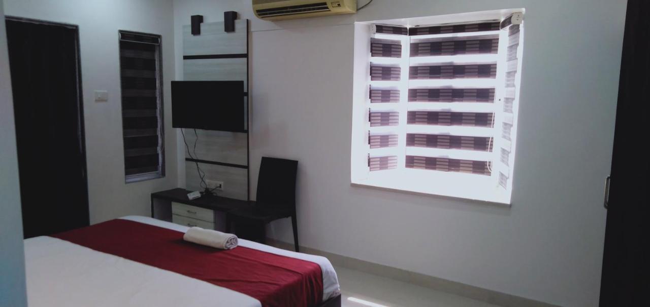 Hotel White House Pune Dış mekan fotoğraf