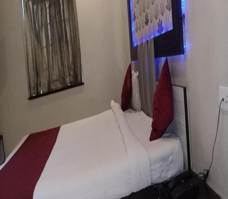 Hotel White House Pune Dış mekan fotoğraf