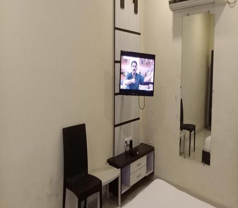 Hotel White House Pune Dış mekan fotoğraf