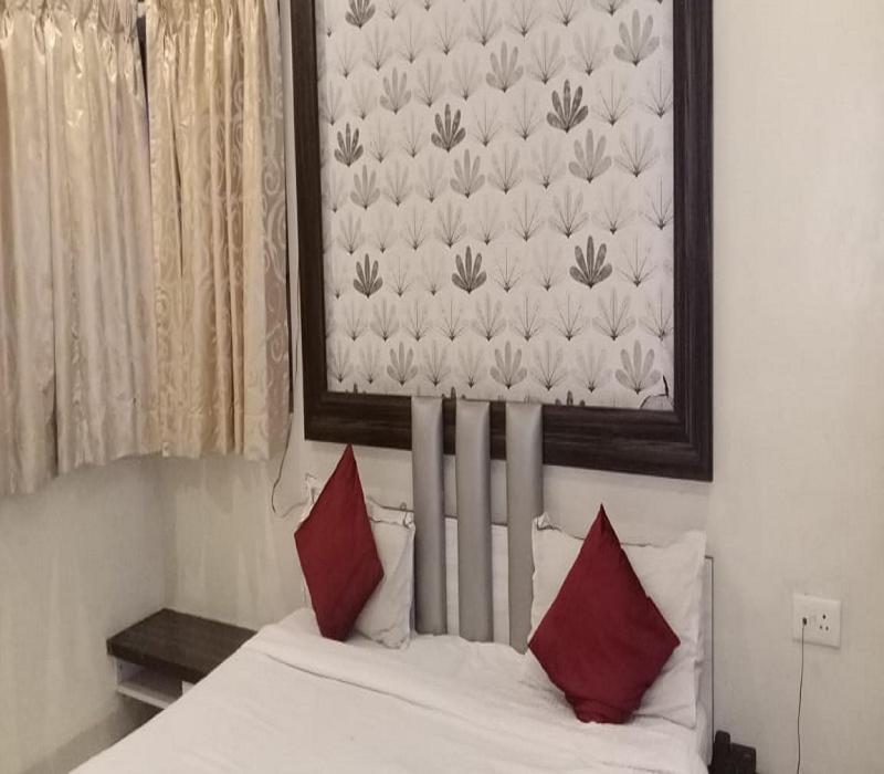 Hotel White House Pune Dış mekan fotoğraf